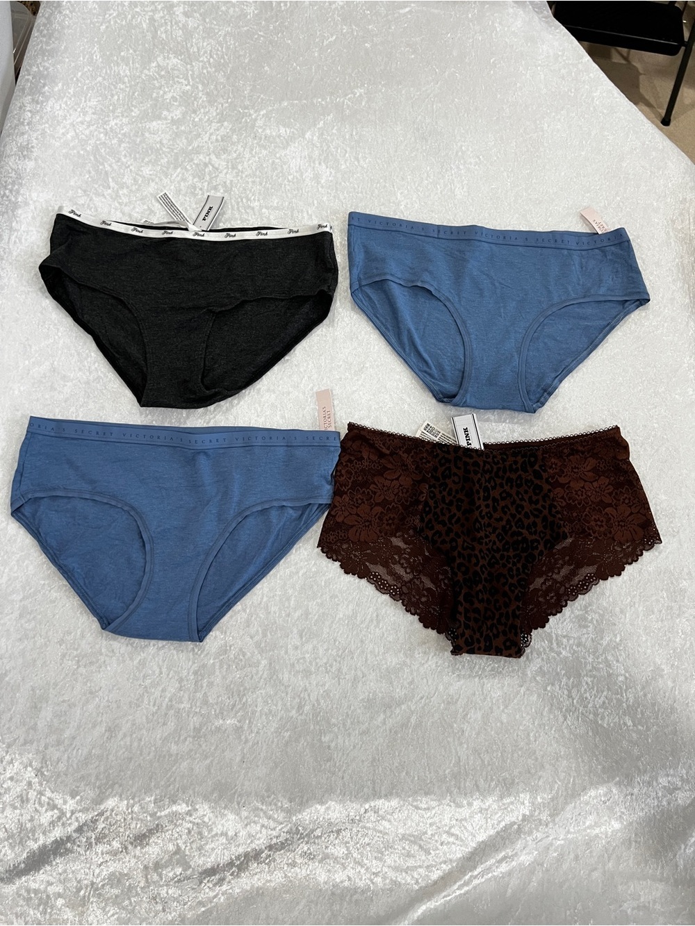 Victoria's Secret & Pink Lot Of Four Underwear Panties Brief Size Medium Lace